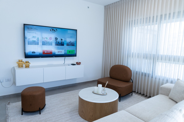 Others 4, SeaFront Luxurious 3 BR Apartment