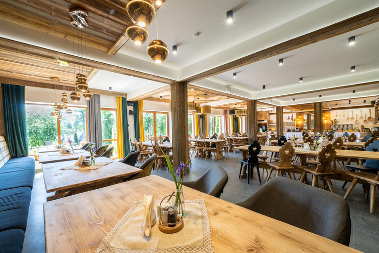 Food & Drinks, Willa Cztery Pory Roku, Tatra