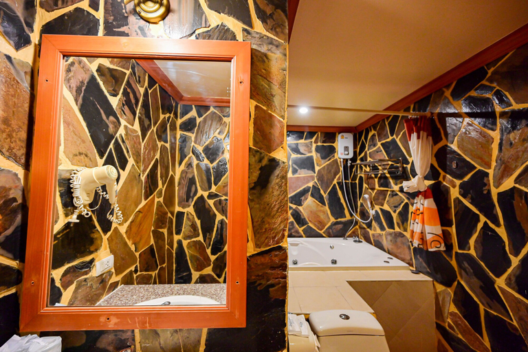 Bathroom 5, Tiger Complex Hotel, Pulau Phuket