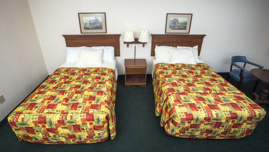 Bedroom 3, Motel 6 Sandersville, GA, Washington