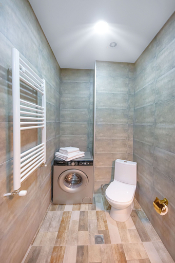 Bathroom 4, H&B apartments Chikovani, Tbilisi