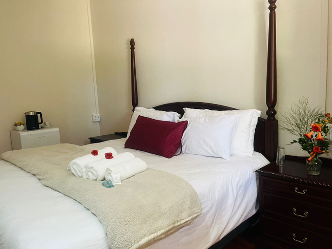 Bedroom 3, HEBA GUESTLODGE, Nelson Mandela Bay