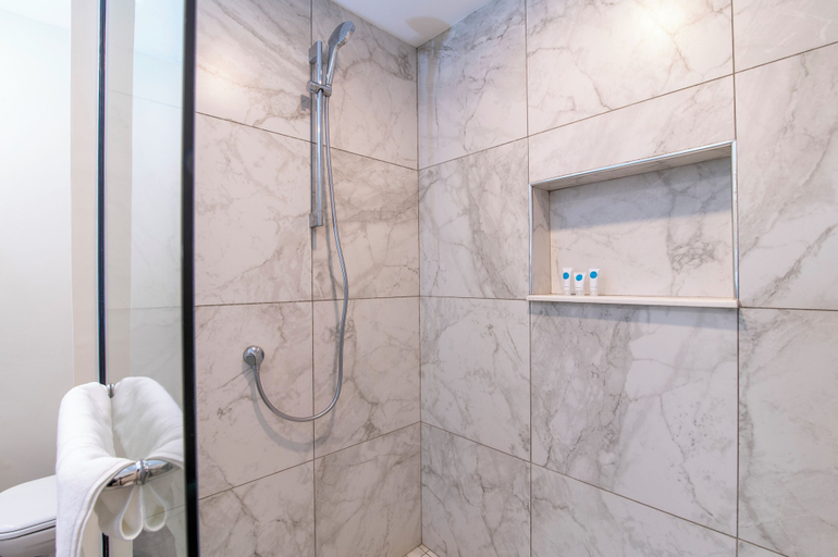 Bathroom 2, Capital 2 Bed Olive Tree Line By YourHost, Westlands