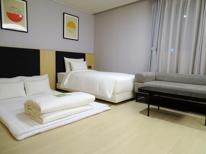 Bedroom 6