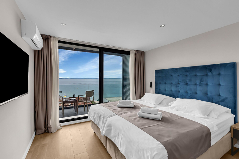 Bedroom 2, Beach Hotel Bozikovina, Podstrana