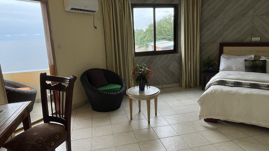 Bedroom 3, Hotel les Polygones Kribi, Océan