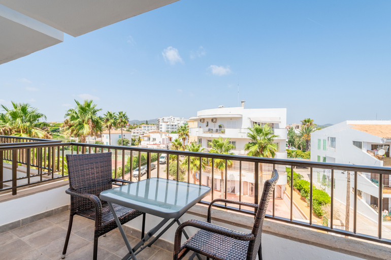 Others 5, Apartamentos Marivent, Baleares