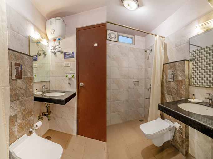Bathroom 4, Treebo Natraj - Jaipur, Jaipur