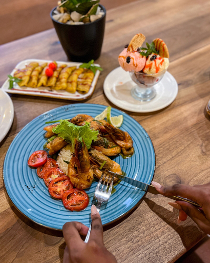 Food & Drinks 4, MARLIN RESORT, Awutu Efutu Senya