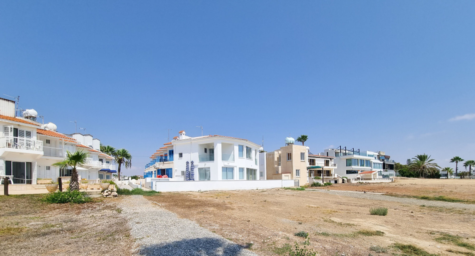 Exterior & Views, Beach Vibes Apartment, Larnaca