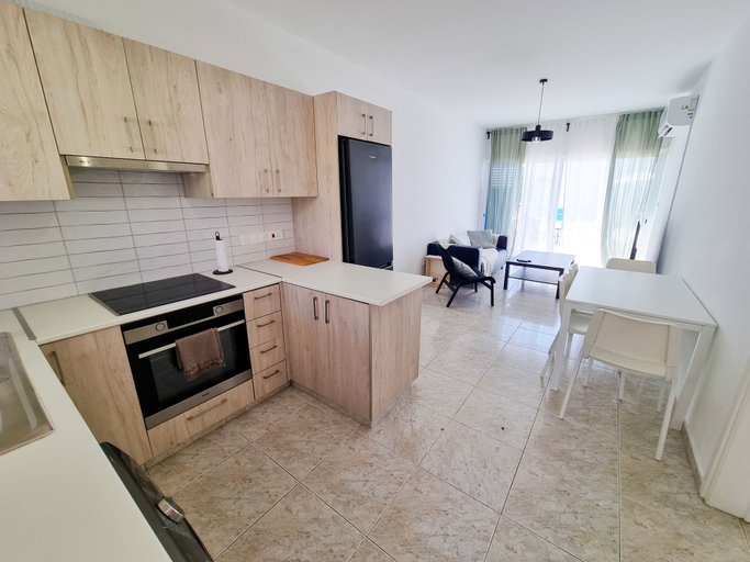 Others 5, Beach Vibes Apartment, Larnaca