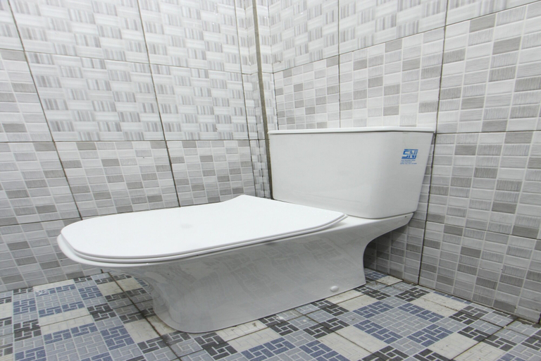 Bathroom 3, OYO 93267 Barokah Rooms Syariah, Lombok