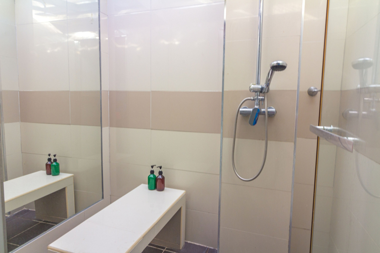Bathroom 4, Thabali Oasis private pool 3bhk, Pattaya