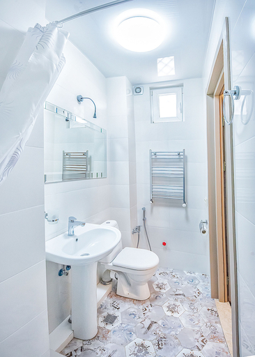 Bathroom 2, H&B apartments Ierusalim, Tbilisi
