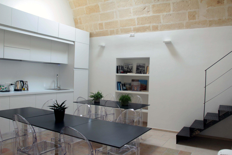 Public Area 3, Lamia Room Rentals, Matera