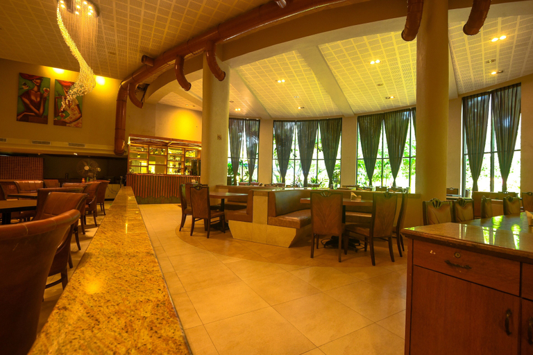 Food & Drinks 2, Neelam the Glitz, North Goa