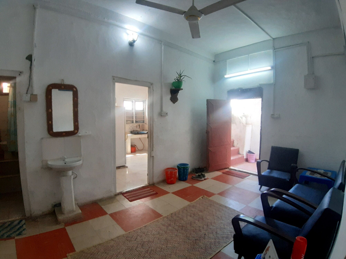 Others 4, Mamdali Guest house, Mjini