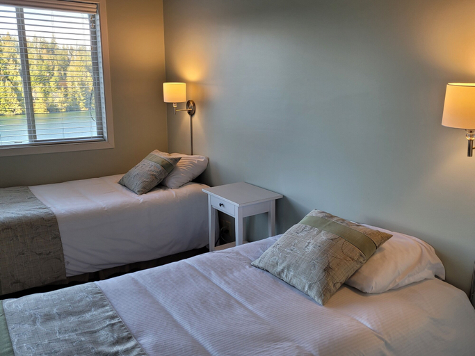 Bedroom 3, Argo's Landing, Alberni-Clayoquot