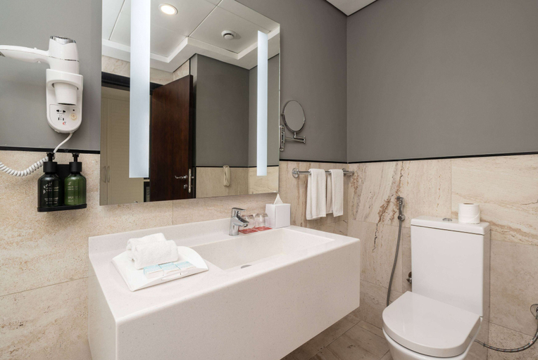 Bathroom 5, Ramada by Wyndham Dubai Barsha Heights, Dubai