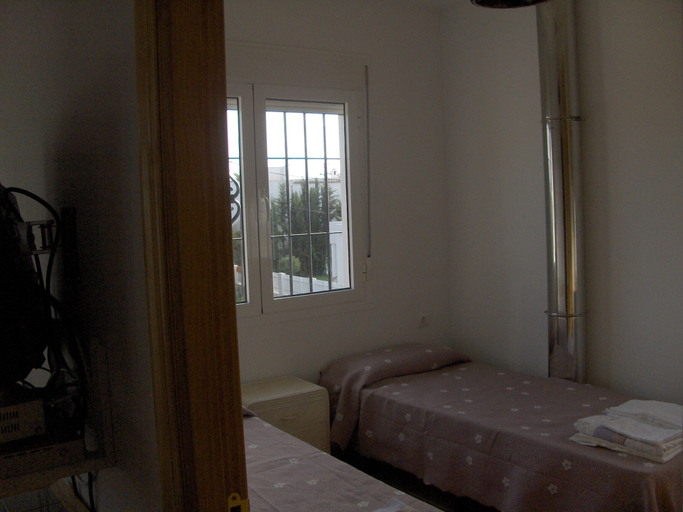 Bedroom 2, Villa Pinos Zahora - Beach Front Pine Trees, Cádiz