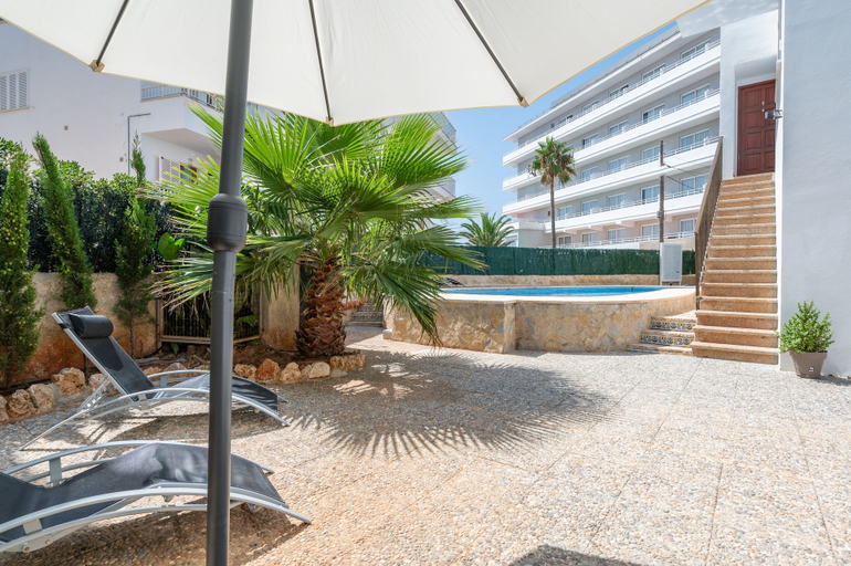 Exterior & Views, Apartamentos Marivent, Baleares