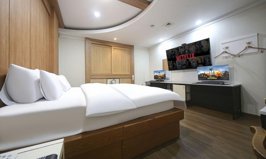 Bedroom 3, Hotel Feel Green, Goyang