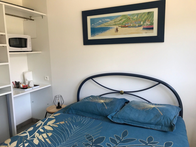 Bedroom 3, Lavoisier, Côtes-d'Armor