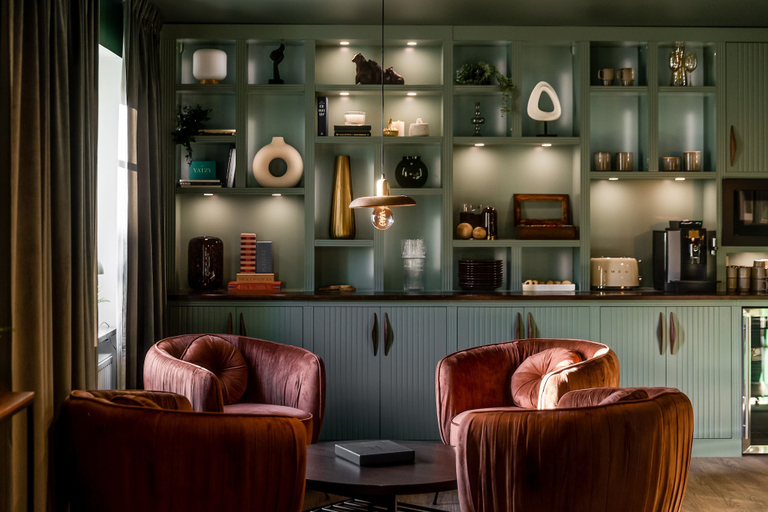 Others 1, XHOTEL, Ludvika