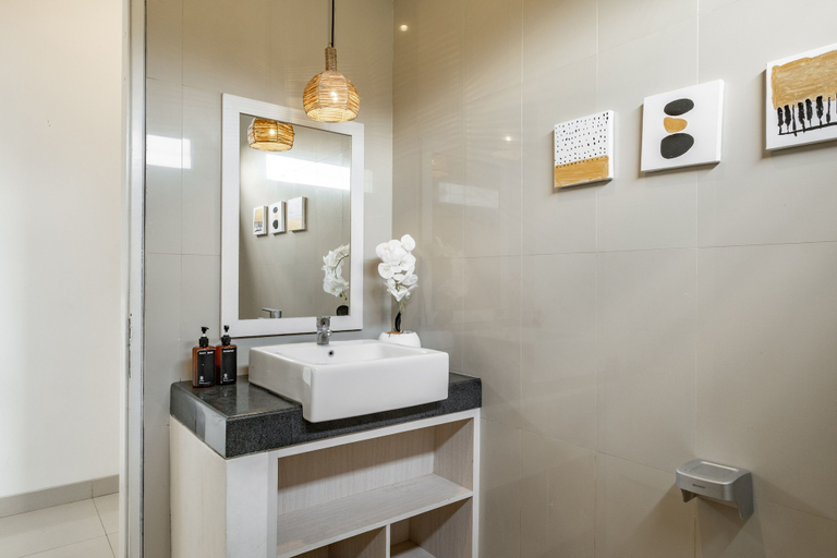 Bathroom 3, Villa Foxwood Umalas, Badung