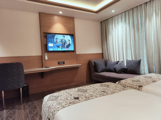 Bedroom 9