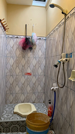Bathroom 5, Homestay Dieng Permai (Syariah), Wonosobo