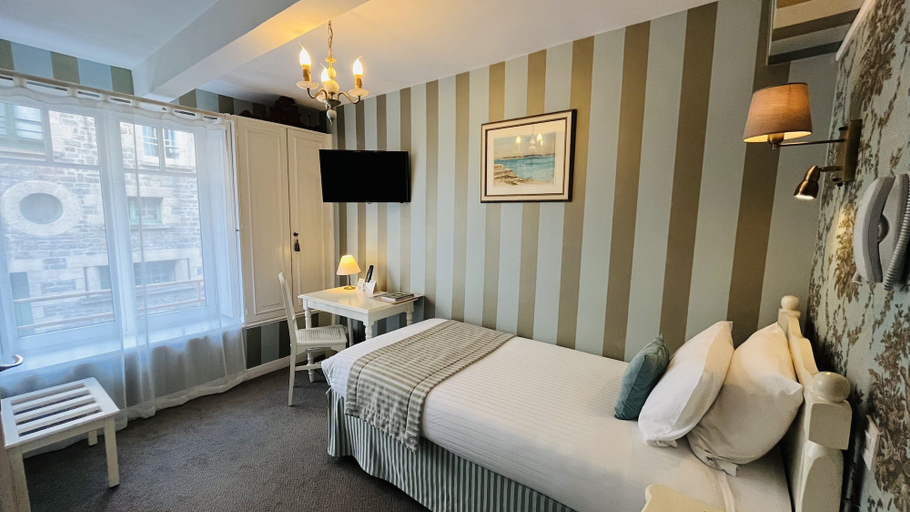 Bedroom 3, Hôtel Printania, Ille-et-Vilaine