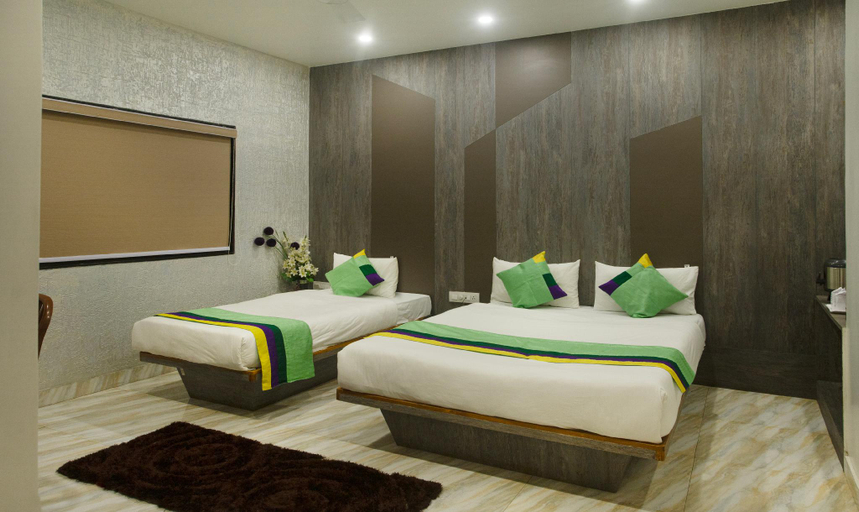 Bedroom 3, Treebo Urban, 1 Km From Railway Station, Surat