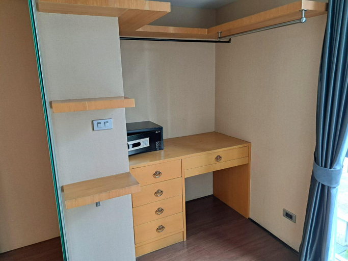 Bedroom 3, Custom Design Loft With City Views And Rooftop Pool, Wattana