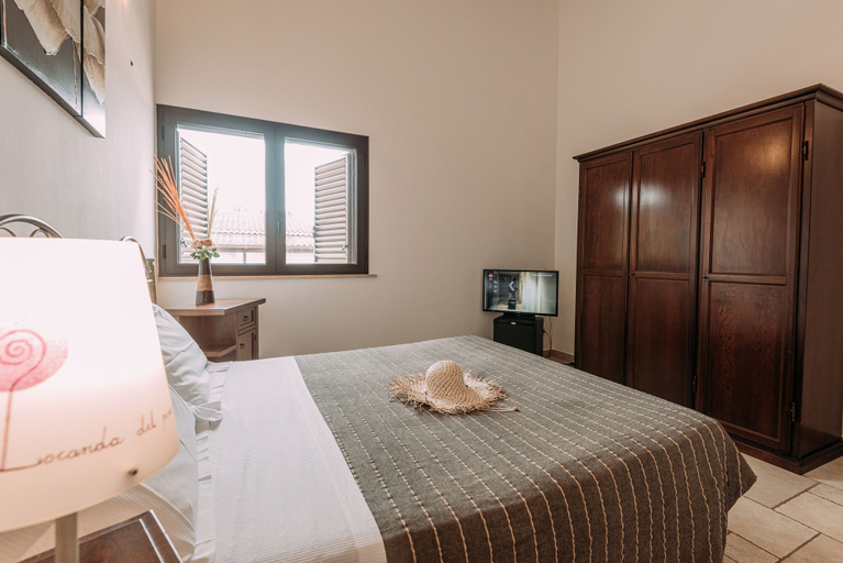 Bedroom 4, Locanda del Pino, Taranto