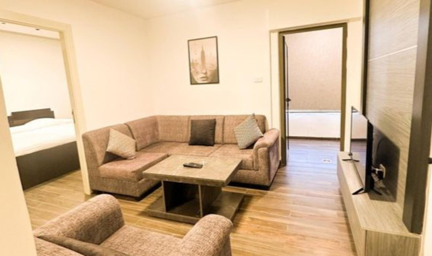 Others 3, central apartment for rent 27, Amman