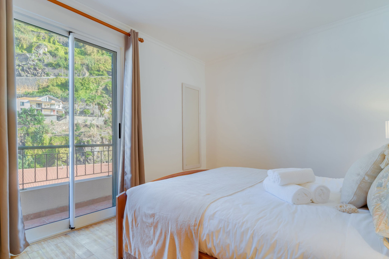 Bedroom 2, Villa Holiday Sun, Ponta do Sol