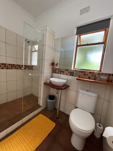 Bathroom 5, Marula Lodge Guesthouse, Overberg
