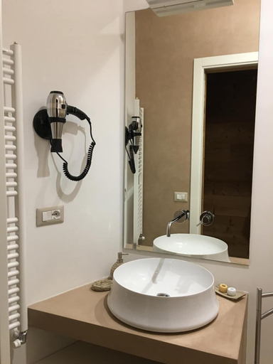 Bathroom 4, Bio & B Italyke, Viterbo