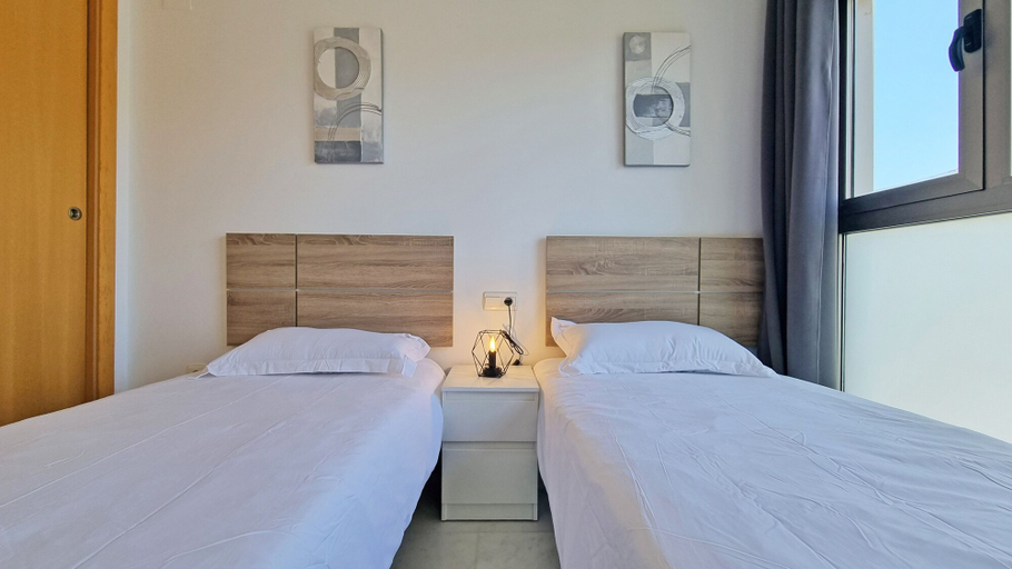 Bedroom 4, Benidorm sky - High-rise apartments, Alicante