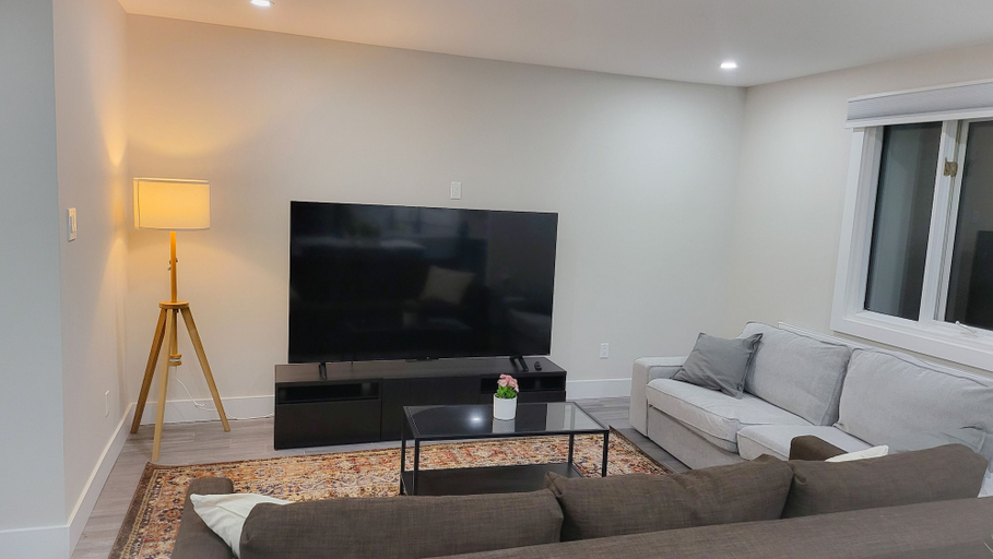 Others 5, JstLikeHome - Serenity Suites, Ottawa