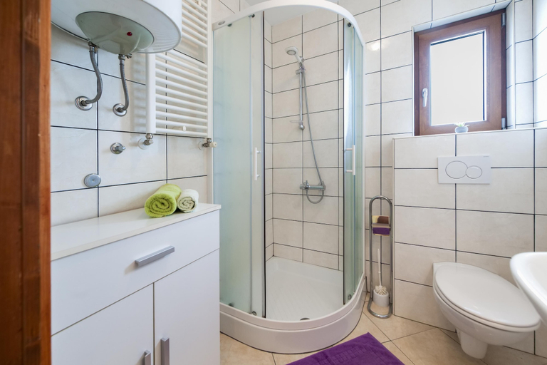 Bathroom 3, Apartments Adria, Rovinj