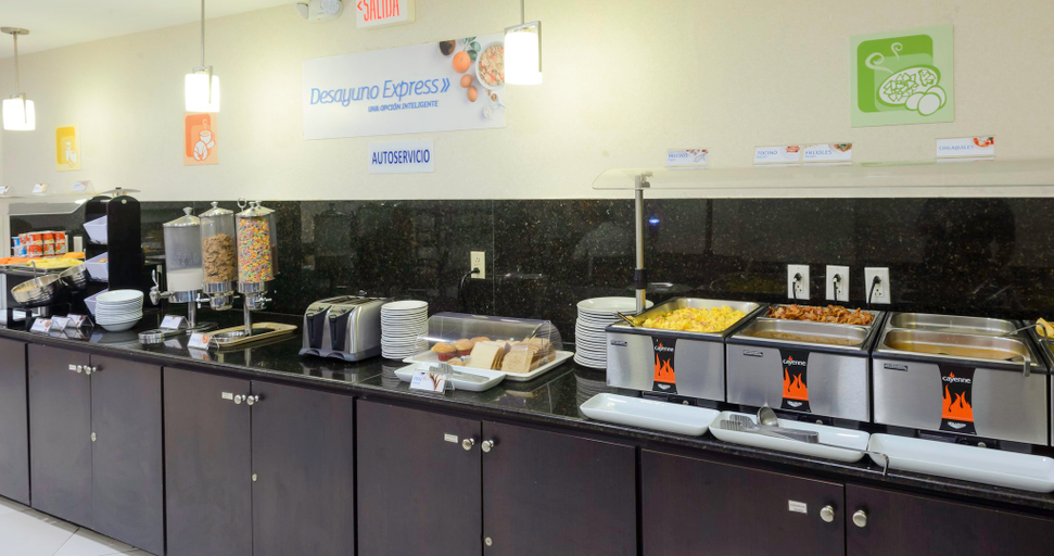 Food & Drinks 5, Holiday Inn Express TAPACHULA by IHG, Tapachula