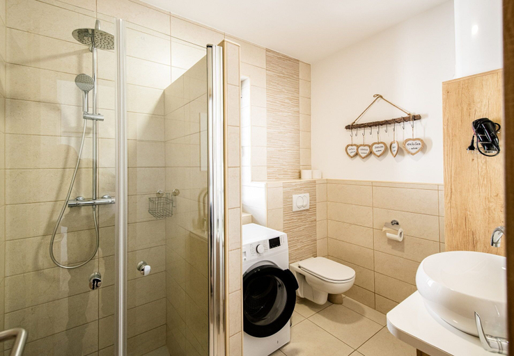 Bathroom 4, Apartmaji Banonia Stork Flight, Ljutomer