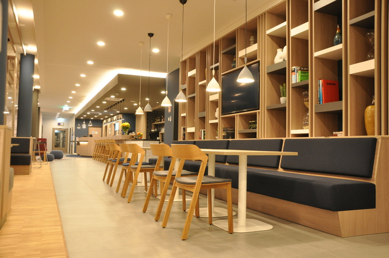 Food & Drinks 2, Holiday Inn Express SINDELFINGEN, Böblingen