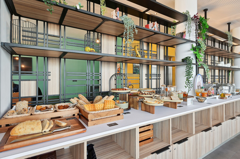 Food & Drinks 5, All Suites Appart Hôtel | Paris Ouest - Colombes, Hauts-de-Seine