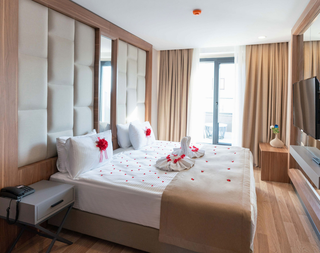 Bedroom 4, Four Sides Taksim Lion Hotel&Spa, Beyoğlu