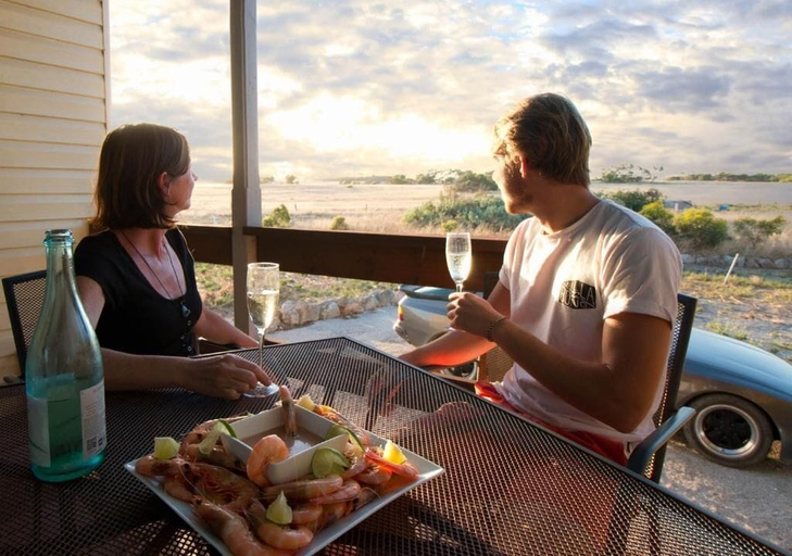 Food & Drinks 5, Coodlie Park Eco Retreat, Elliston