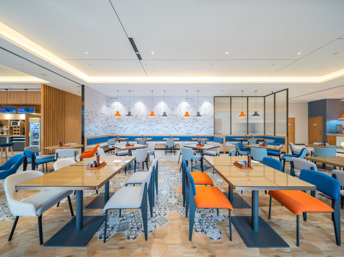 Food & Drinks 2, Holiday Inn Express NANNING JIANGNAN by IHG, Nanning
