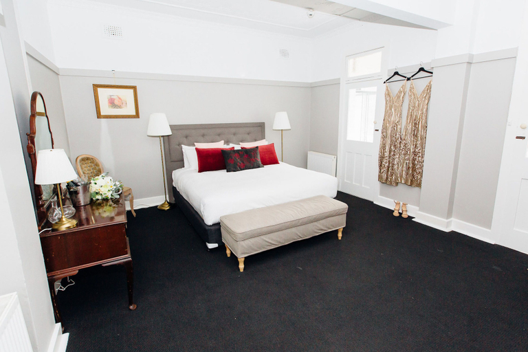 Bedroom 3, Bundanoon Hotel, Wingecarribee